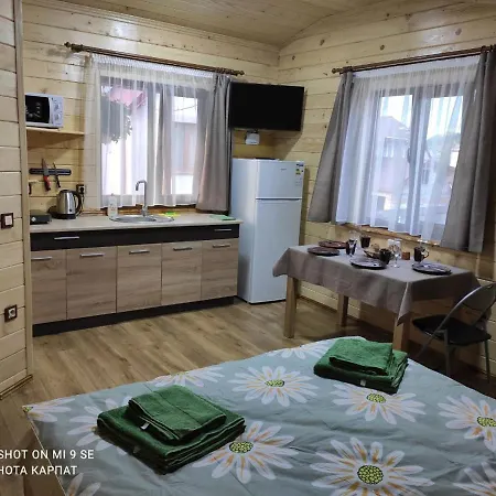 Casa de hóspedes нота карпат 3*